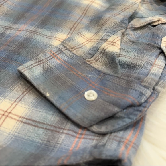 Eddie Bauer Flannel Button Down Shirt Top Plaid Blue Small - Picture 11 of 16